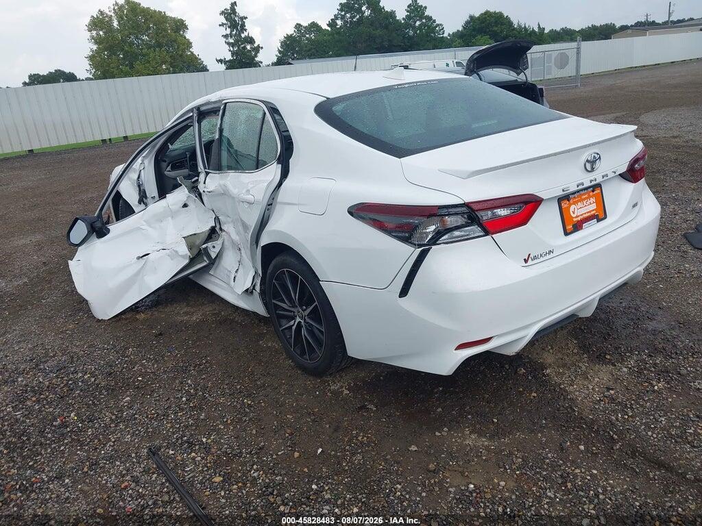 4T1G11AK8NU660249 2022 TOYOTA CAMRY photo no. 3