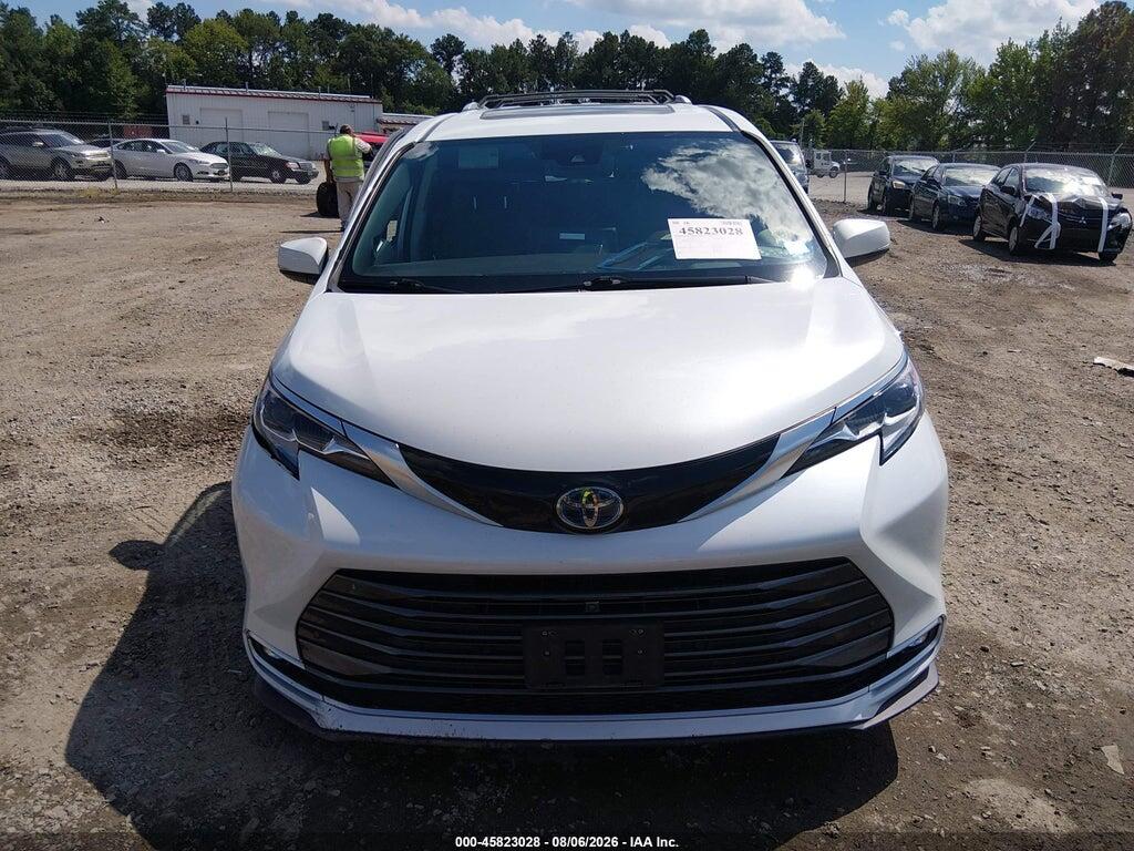 5TDERKEC3NS093577 2022 TOYOTA SIENNA photo no. 12