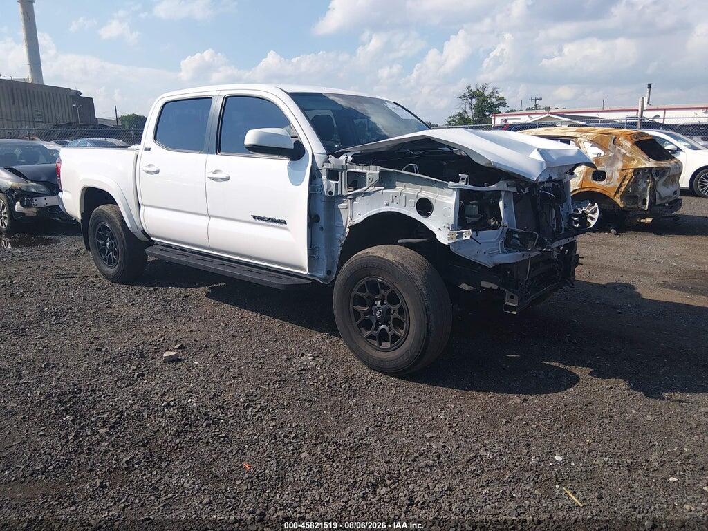 3TYCV5AN5NT069124 2022 TOYOTA TACOMA DOUBLE CAB SR/SR5 photo no. 1