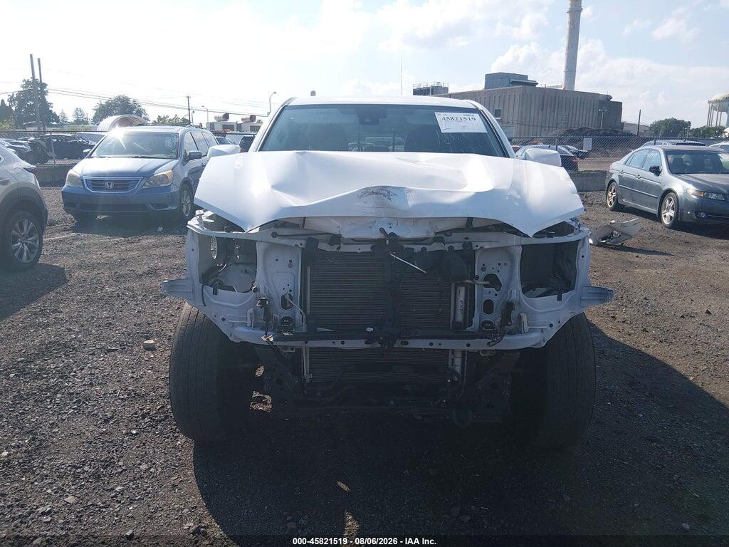 3TYCV5AN5NT069124 2022 TOYOTA TACOMA DOUBLE CAB SR/SR5 photo no. 12