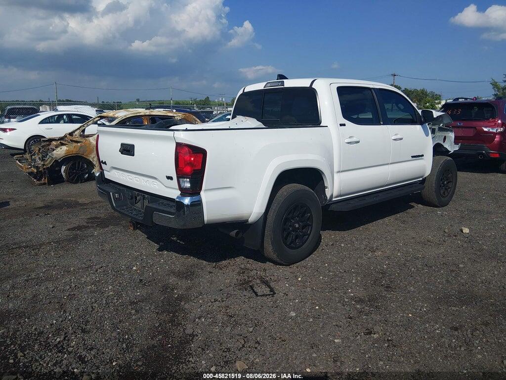 3TYCV5AN5NT069124 2022 TOYOTA TACOMA DOUBLE CAB SR/SR5 photo no. 4