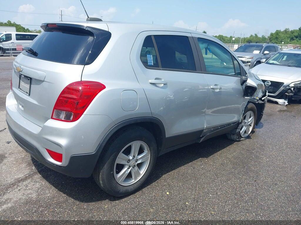 KL7CJKSM6NB526745 2022 CHEVROLET TRAX photo no. 4