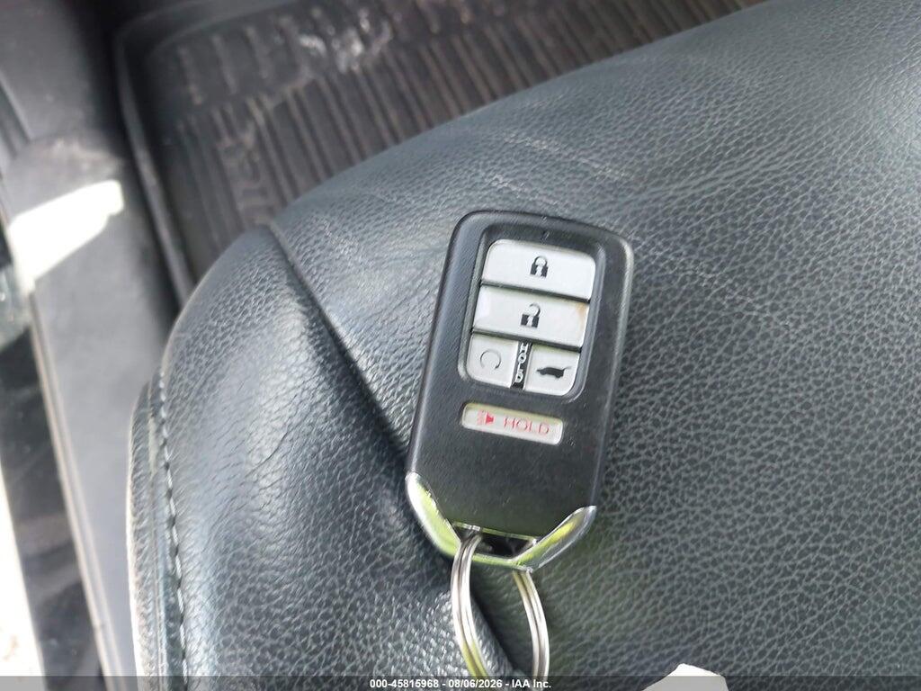5FNYF5H56NB010037 2022 HONDA PILOT photo no. 11