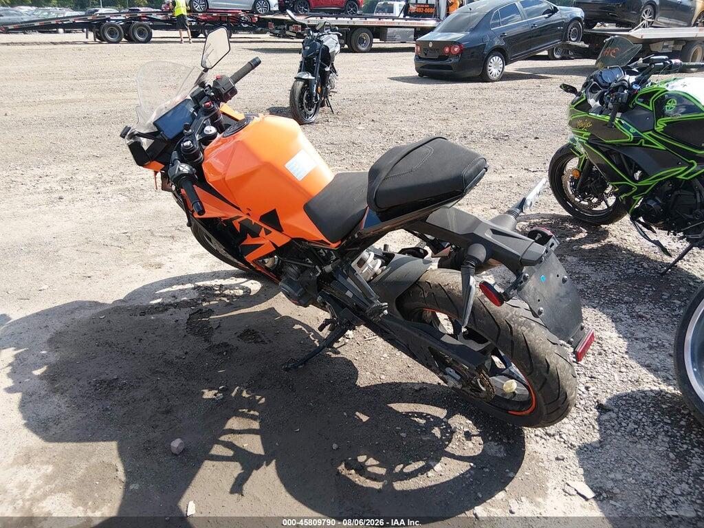 MD2JYJ405NC214933 2022 KTM 390 photo no. 3