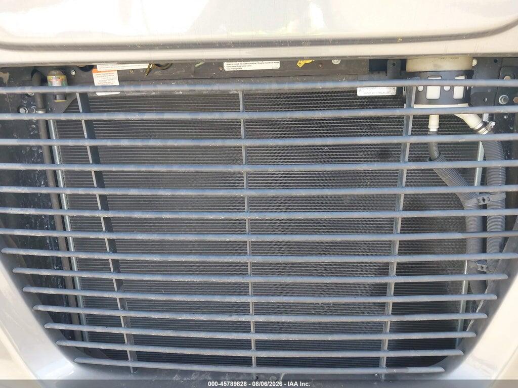 4UZAB2FC2NCNJ1593 2022 FREIGHTLINER CHASSIS photo no. 10