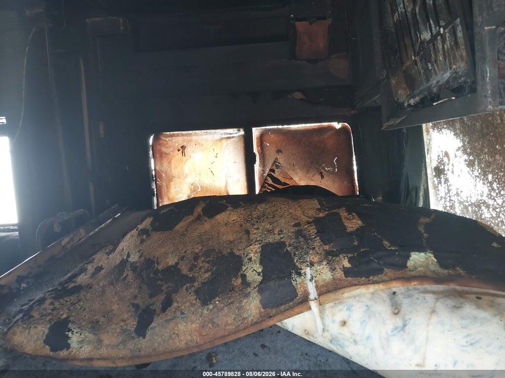 4UZAB2FC2NCNJ1593 2022 FREIGHTLINER CHASSIS photo no. 5