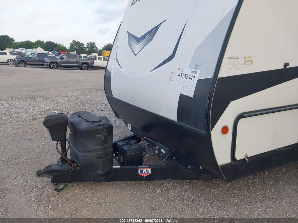 4YDTBLL29NT430327 2022 BULLET KEYSTONE 250BHS photo no. 10