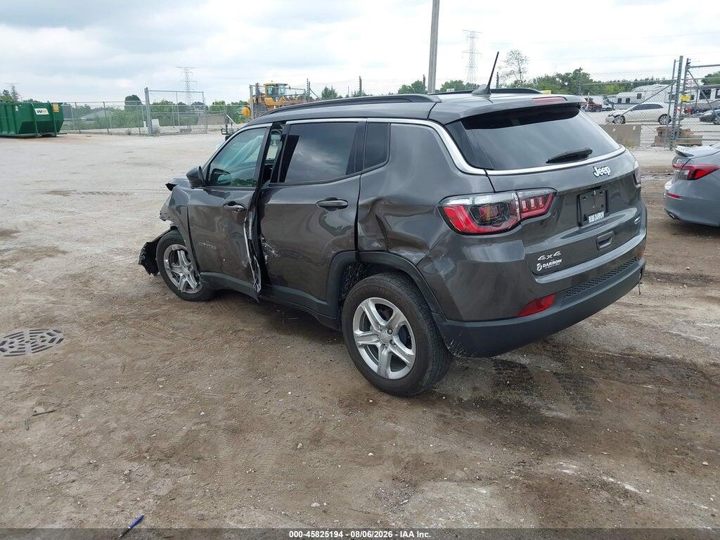 3C4NJDBN9PT559109 2023 JEEP COMPASS photo no. 3