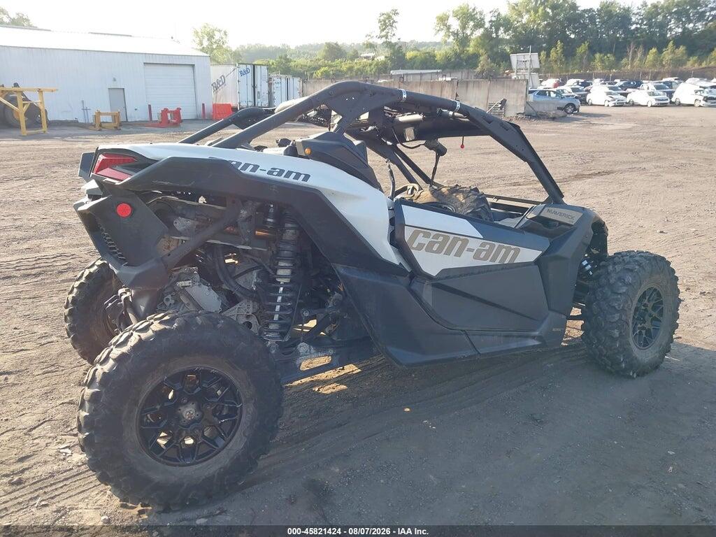 3JBVGAV42PE002484 2023 CAN-AM MAVERICK X3 photo no. 4