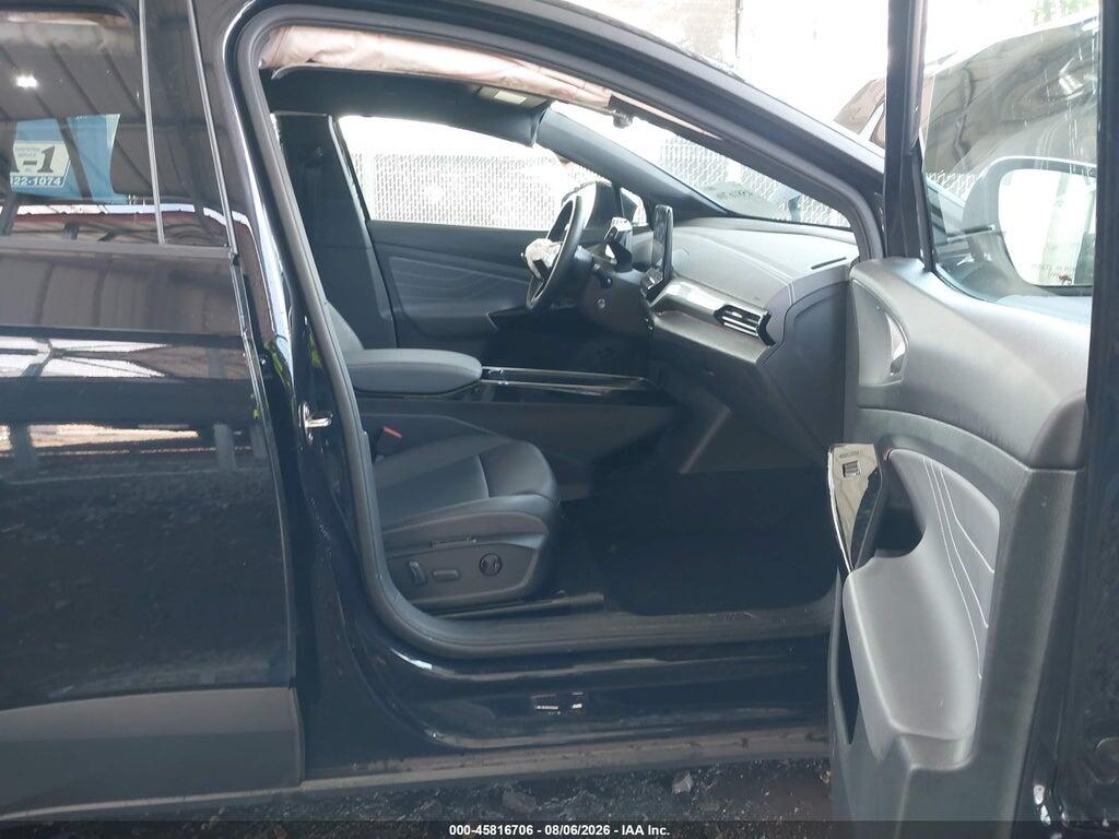 1V2FMPE86PC013204 2023 VOLKSWAGEN ID.4 photo no. 4