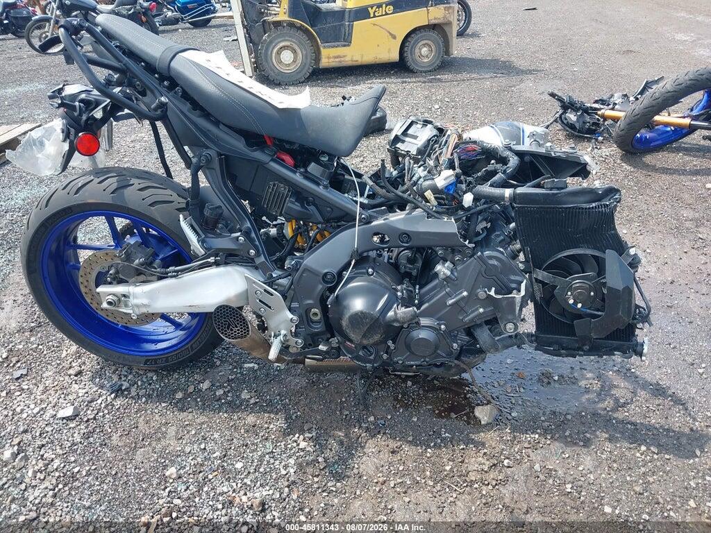 JYARN72E5PA001879 2023 YAMAHA MT09 photo no. 12