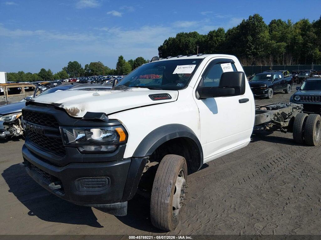 3C7WRMDJ0PG513803 2023 RAM 5500 CHASSIS photo no. 2