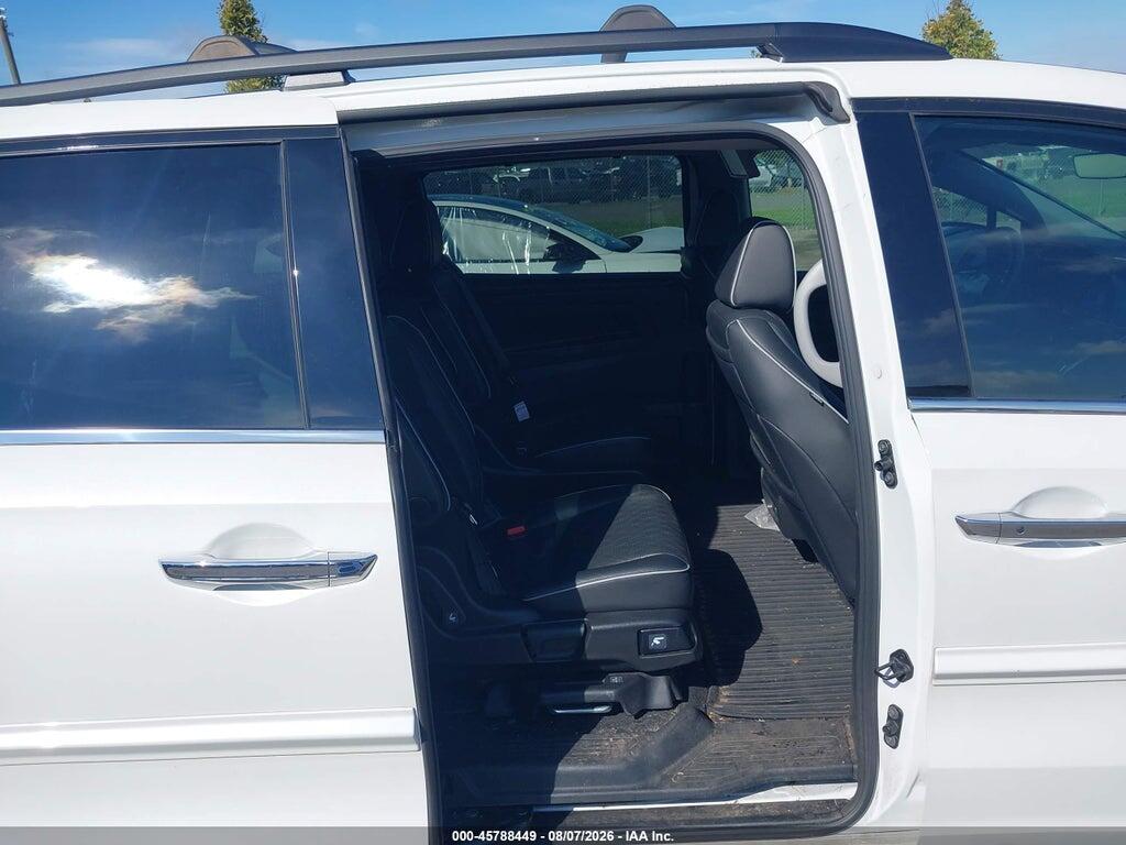 5FNRL6H98PB002482 2023 HONDA ODYSSEY photo no. 8