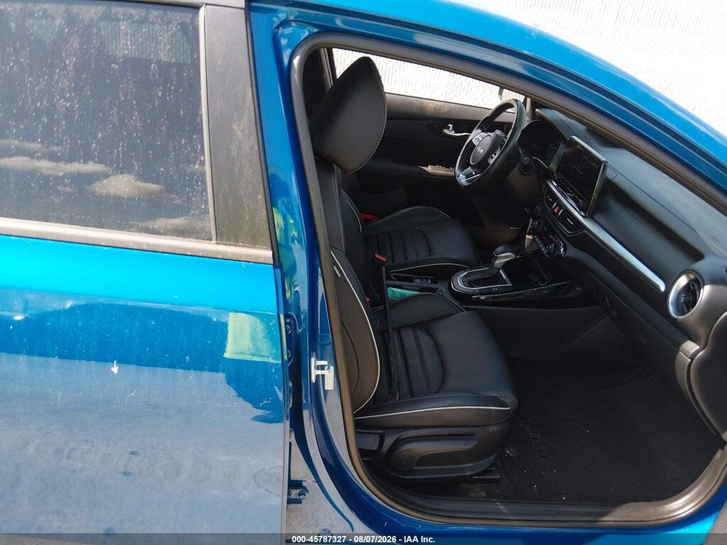3KPF54AD4PE528677 2023 KIA FORTE photo no. 5