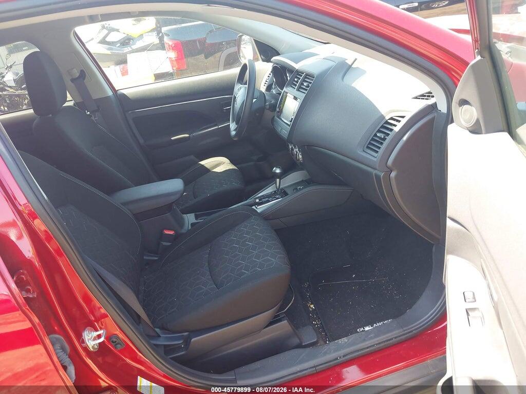 JA4ARUAU4PU015164 2023 MITSUBISHI OUTLANDER SPORT photo no. 5