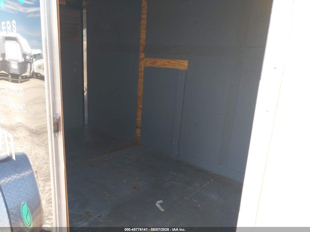 1J9BE1218PD498011 2023 UNK ENCLOSED UTILITY photo no. 5