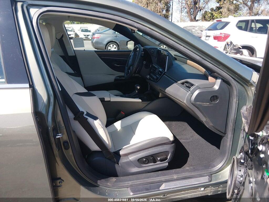 58ADA1C13RU040897 2024 LEXUS ES 300H photo no. 5