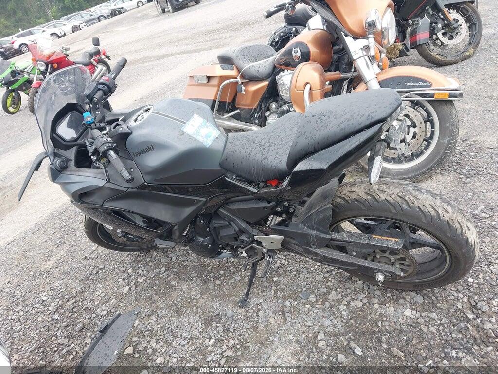 ML5EXEP13RDAB3627 2024 KAWASAKI EX650 photo no. 12