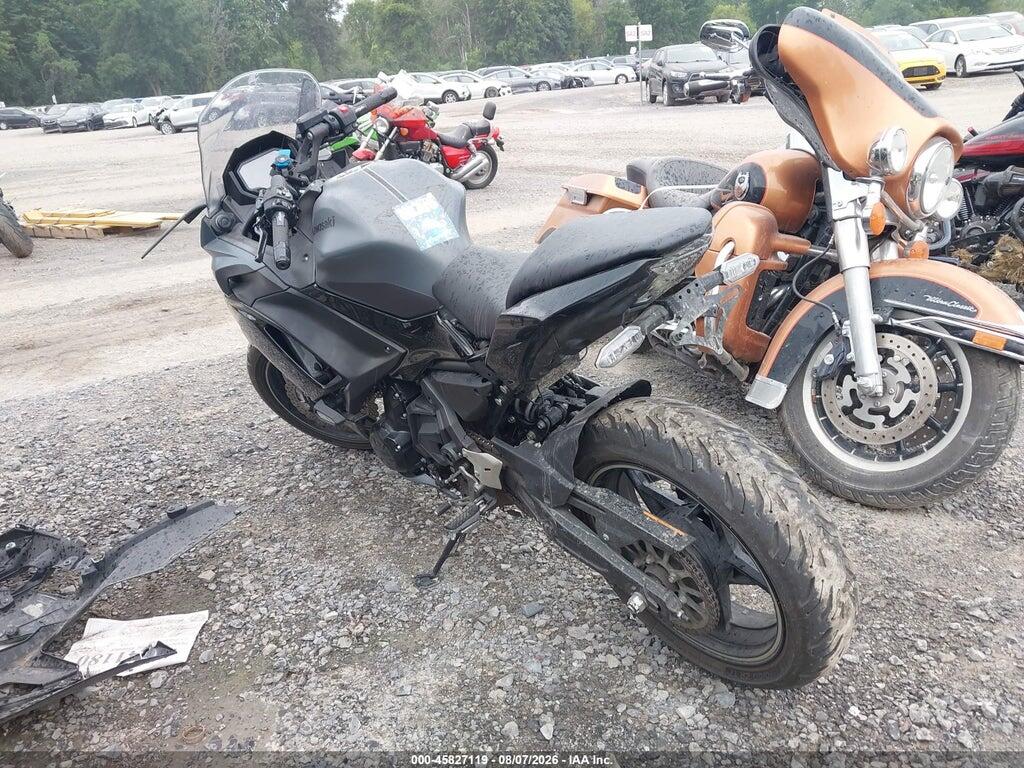 ML5EXEP13RDAB3627 2024 KAWASAKI EX650 photo no. 3