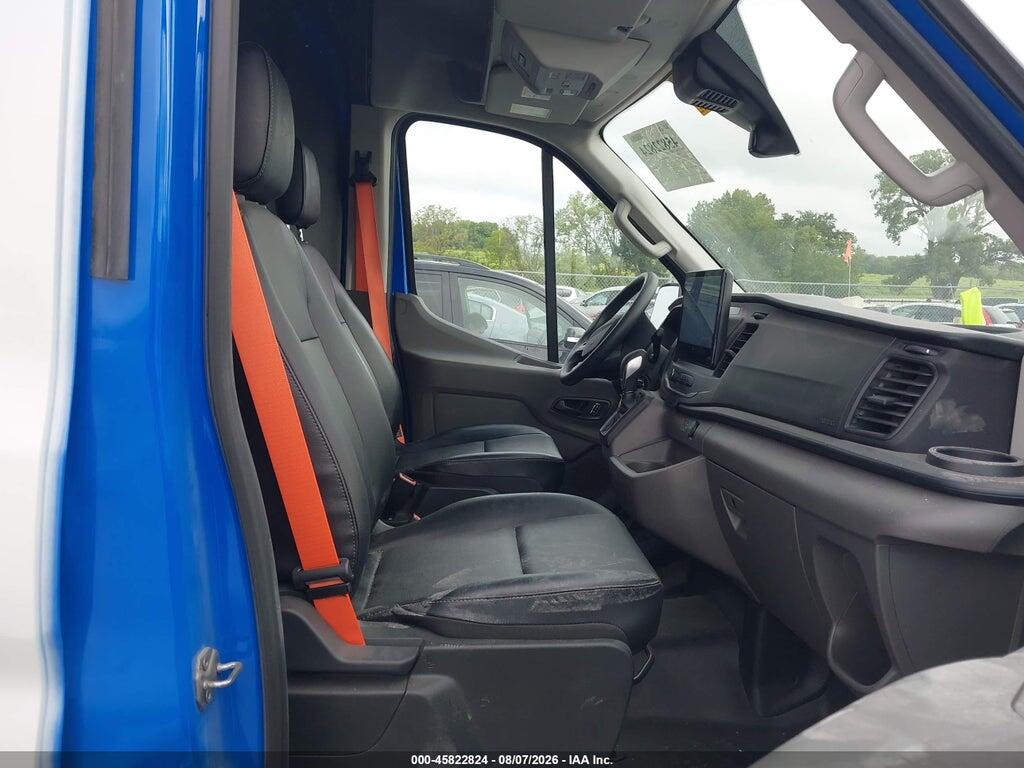 1FTBR2C82RKB61270 2024 FORD TRANSIT-250 photo no. 5