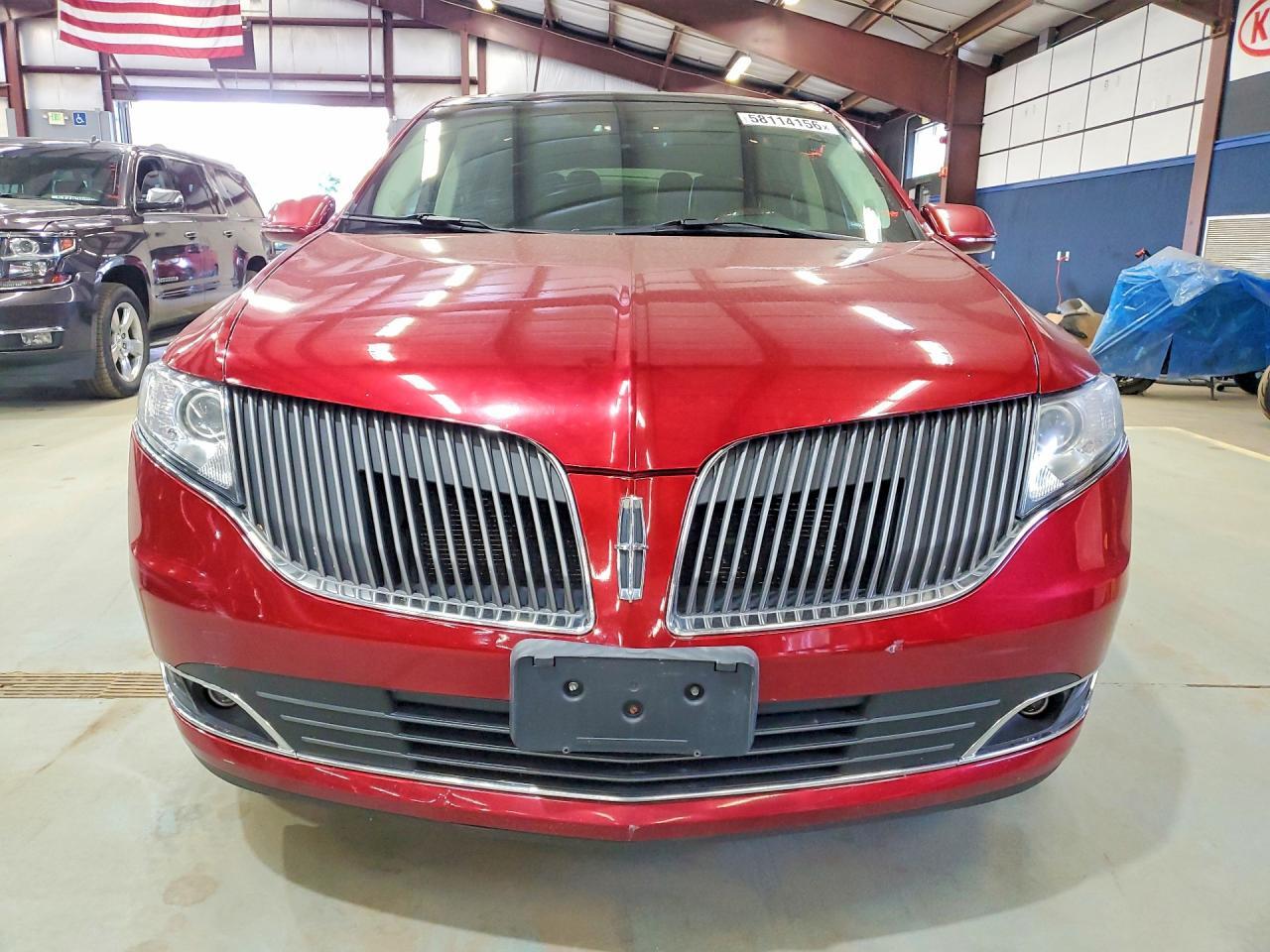 2LMHJ5AT7GBL02674 2016 LINCOLN MKT photo no. 5