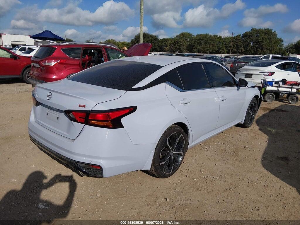 1N4BL4CV7RN327340 2024 NISSAN ALTIMA photo no. 4