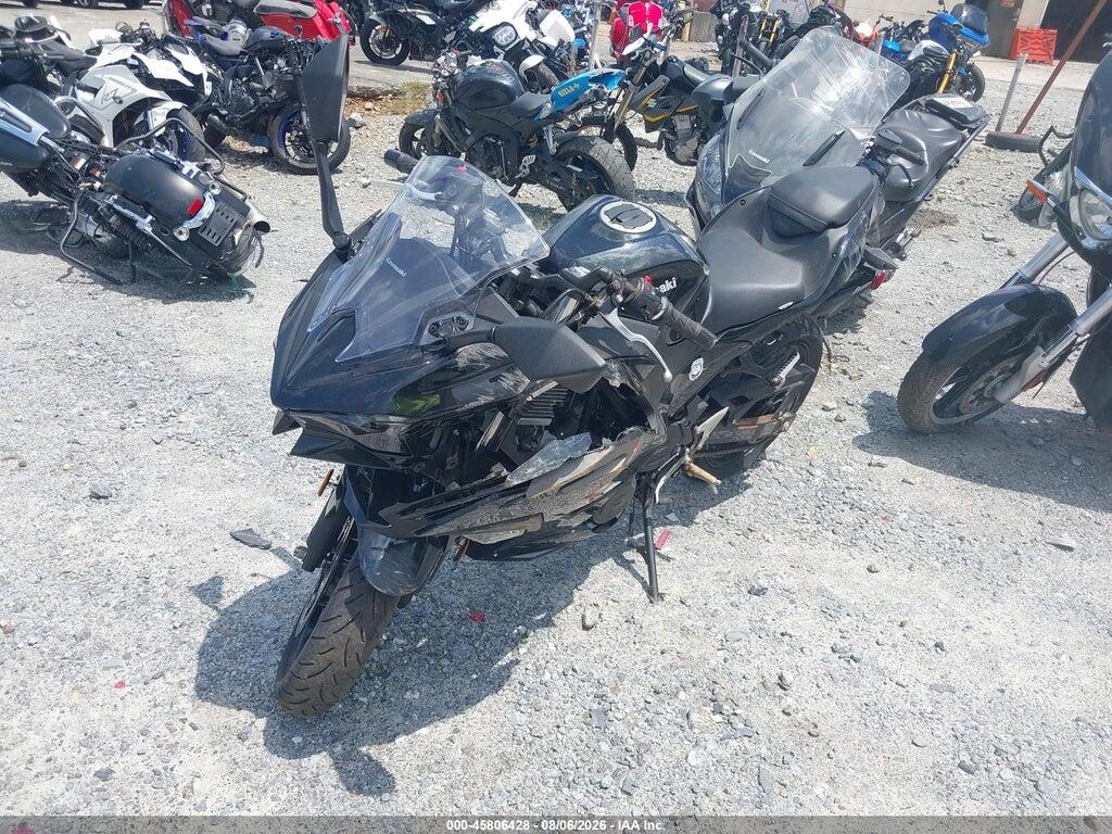 ML5EXGH19RDA27501 2024 KAWASAKI EX500 photo no. 2