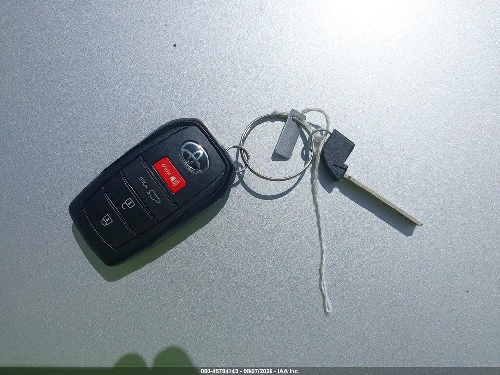 JTDAAAAF0R3027009 2024 TOYOTA CROWN photo no. 11