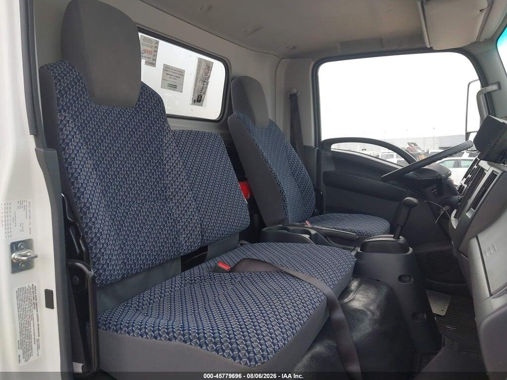54DC4W1D2RS207282 2024 ISUZU NPR HD photo no. 3