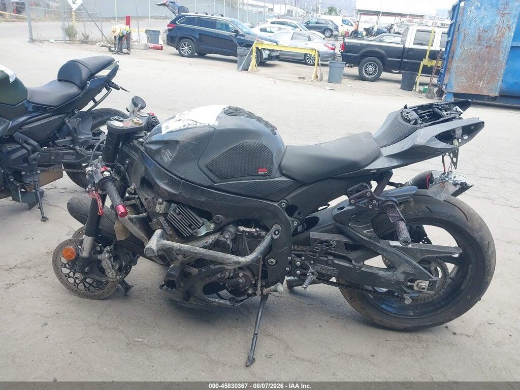 JS1GN7FA4S7100289 2025 SUZUKI GSX-R600 photo no. 12