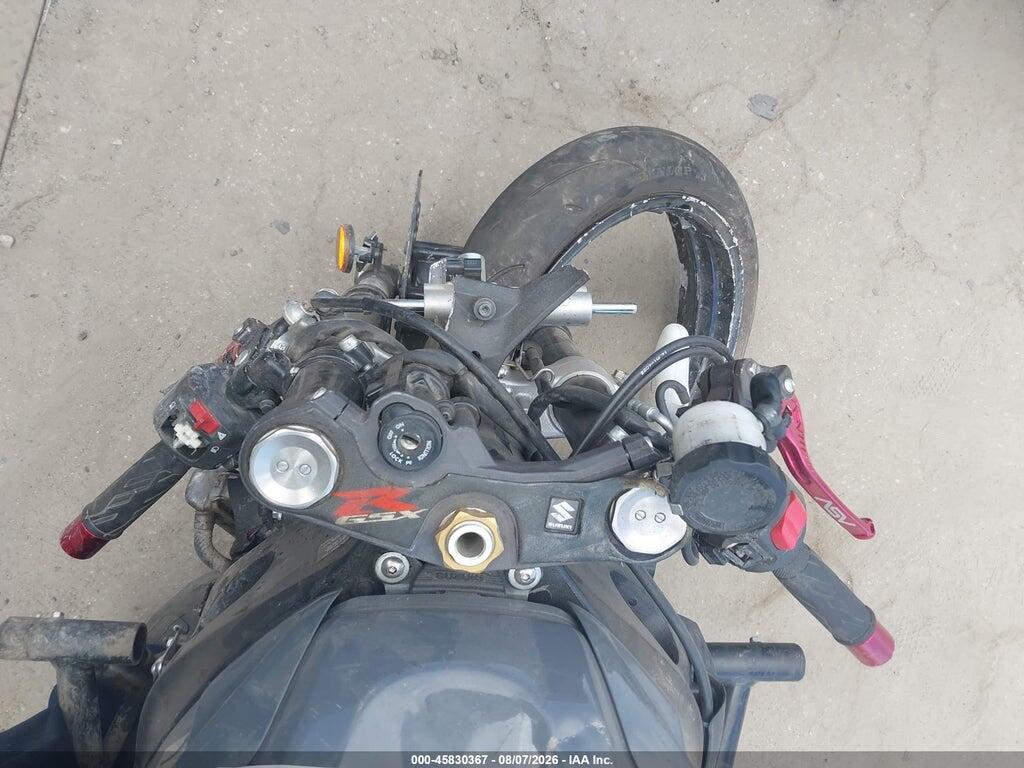 JS1GN7FA4S7100289 2025 SUZUKI GSX-R600 photo no. 7