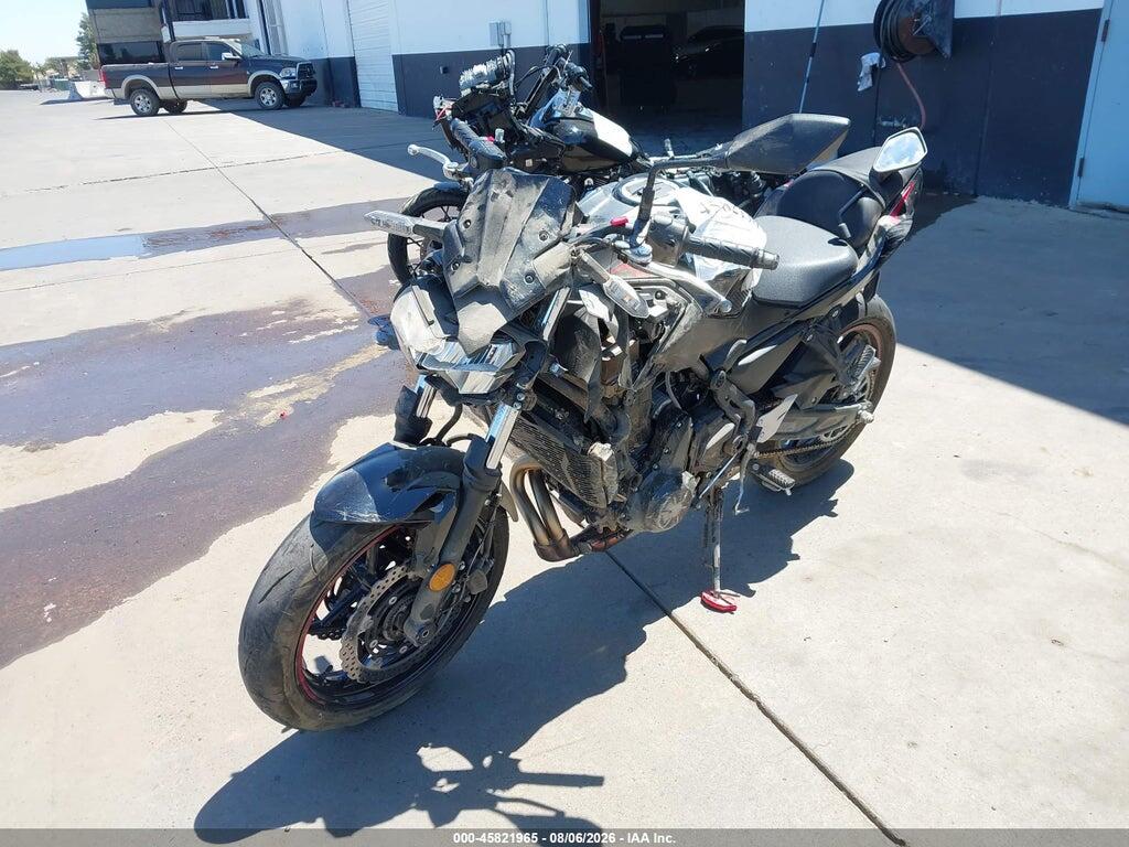 ML5EREP18SDAE8342 2025 KAWASAKI ER650 photo no. 2