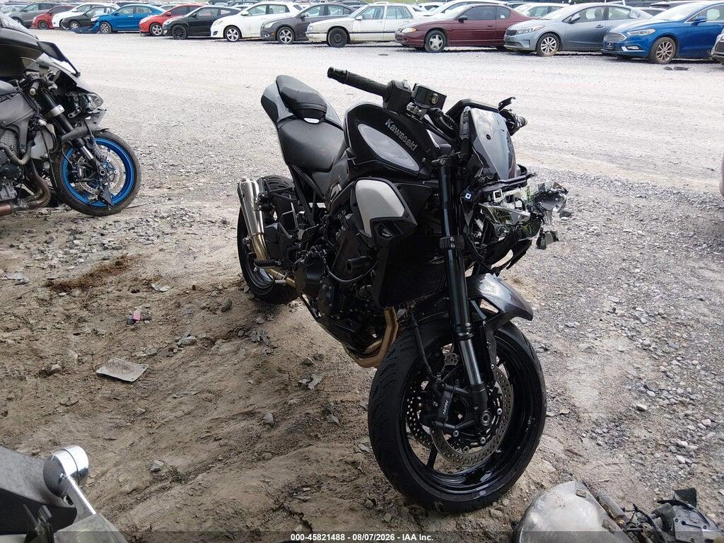 2025 KAWASAKI ZR900 ML5ZRDS16SDA07960