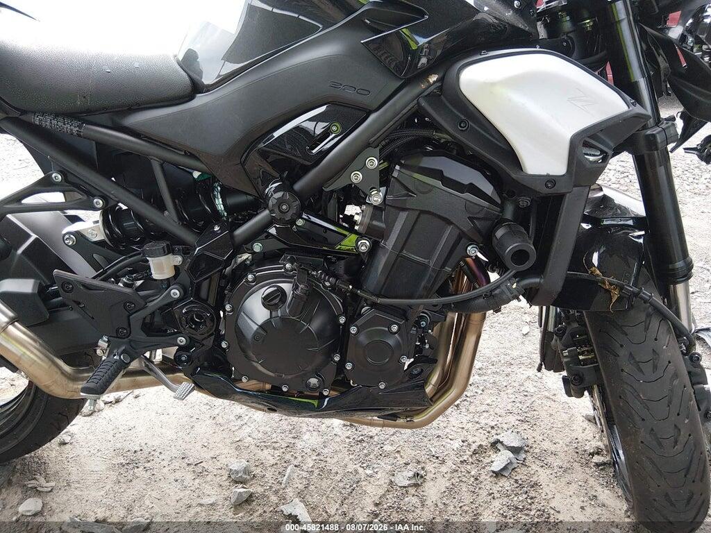 ML5ZRDS16SDA07960 2025 KAWASAKI ZR900 photo no. 8