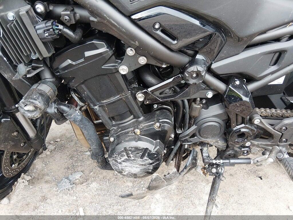ML5ZRDS16SDA07960 2025 KAWASAKI ZR900 photo no. 9