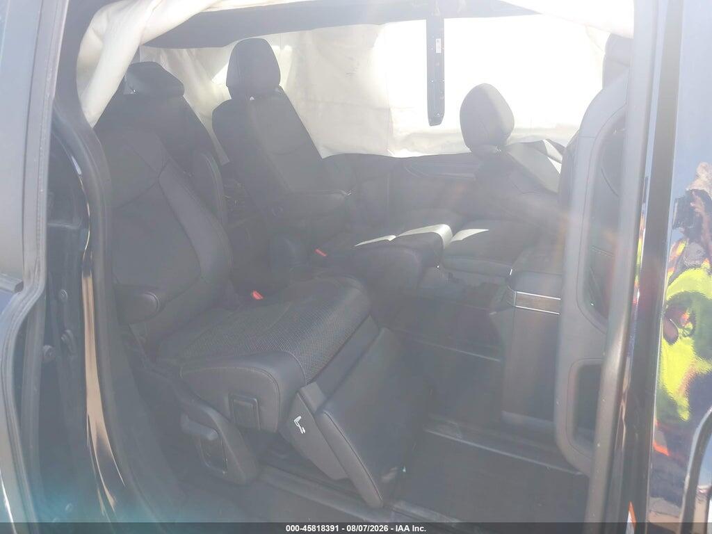 5TDESKFC7SS194958 2025 TOYOTA SIENNA photo no. 8