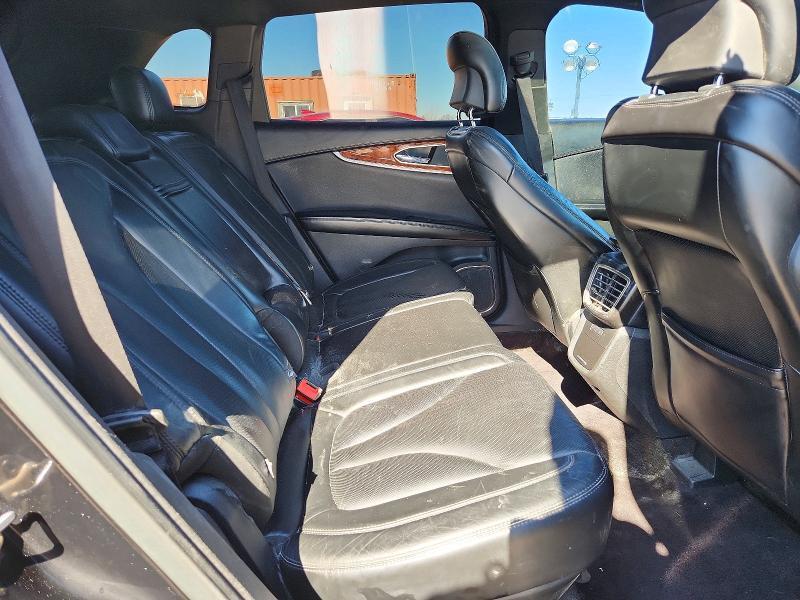 2016 LINCOLN MKX RESERVE — Фото 10 из 12