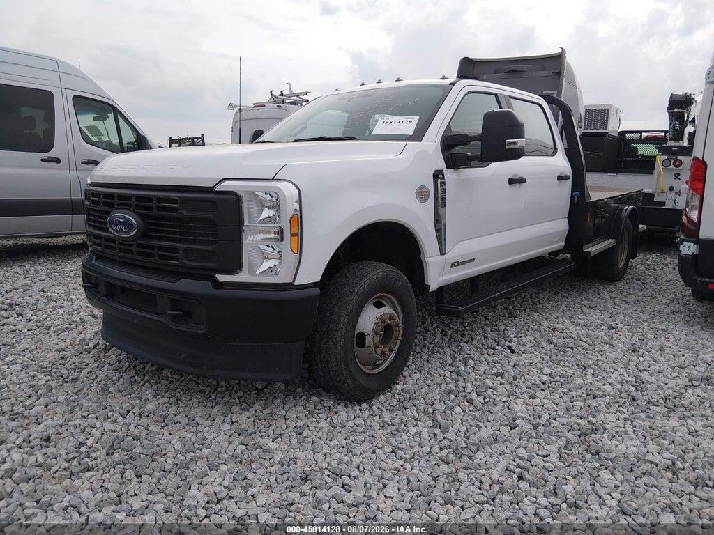 1FD8W3HT9SEC35757 2025 FORD F-350 CHASSIS photo no. 2