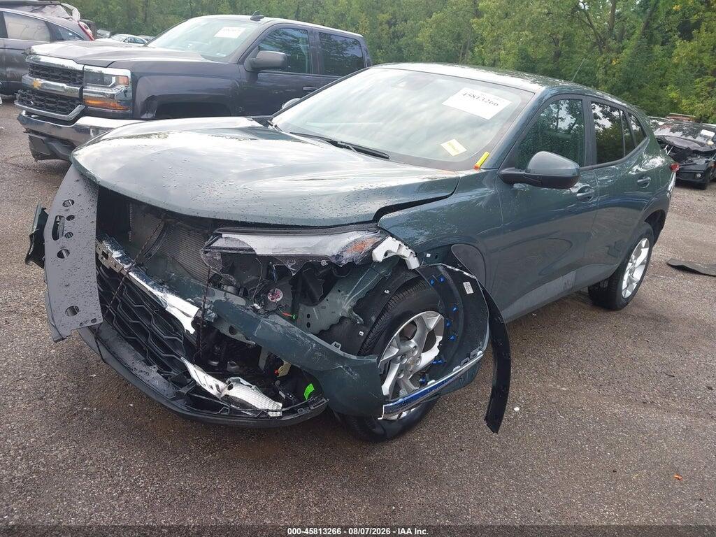 KL77LFEPXSC276683 2025 CHEVROLET TRAX photo no. 2