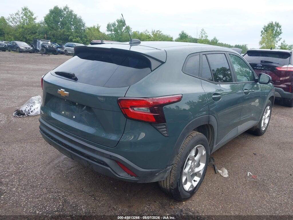 KL77LFEPXSC276683 2025 CHEVROLET TRAX photo no. 4