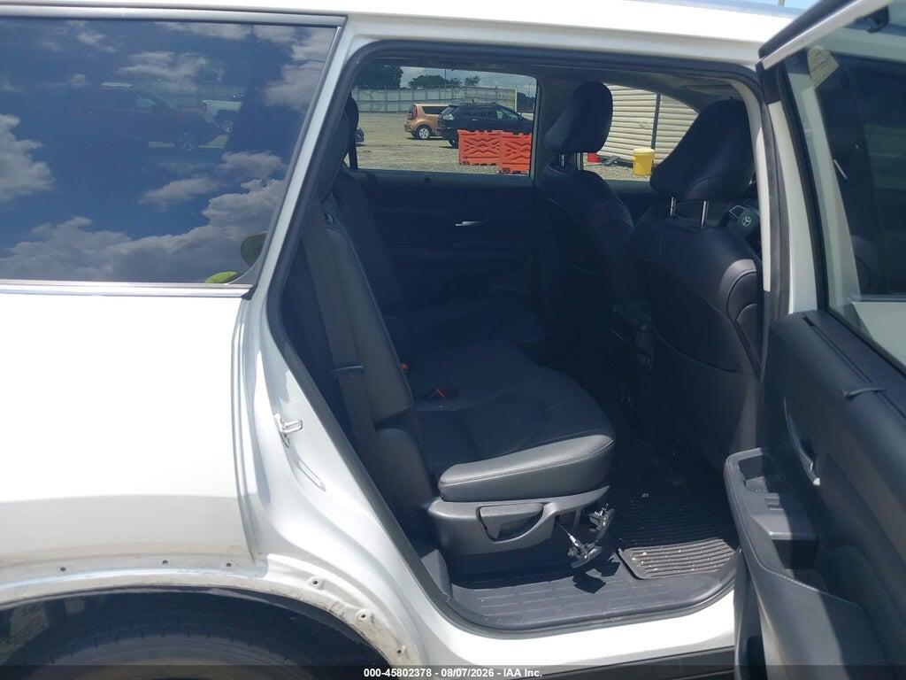 5TDAAAB50SS099077 2025 TOYOTA GRAND HIGHLANDER photo no. 8