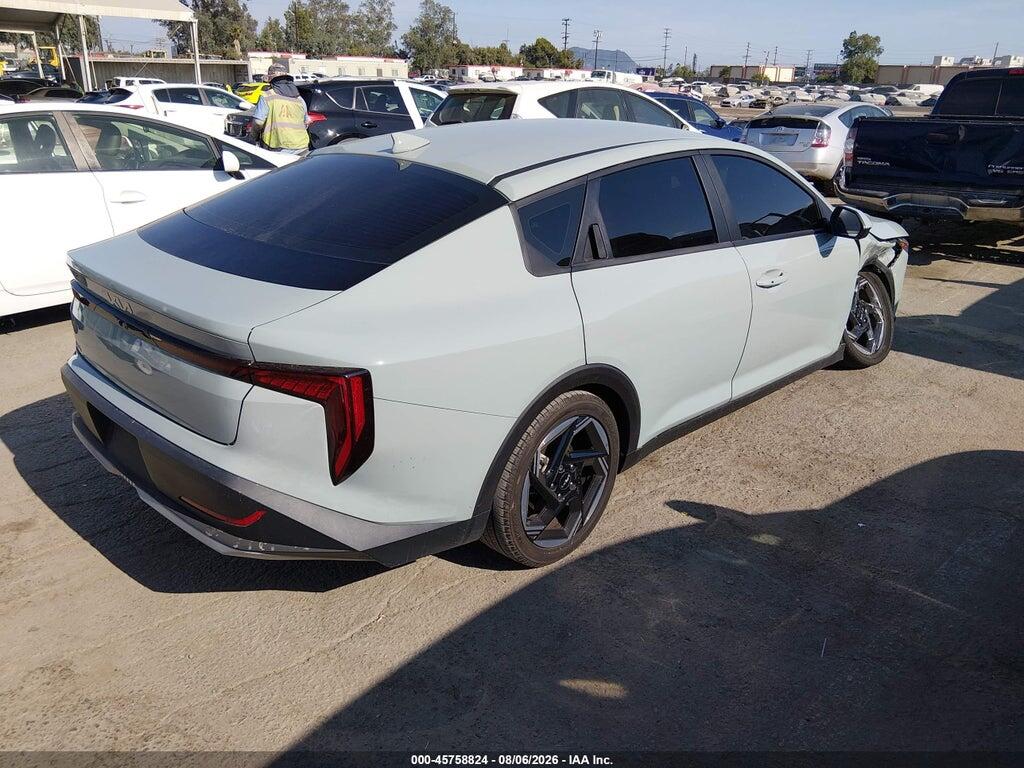 3KPFU4DE2SE125068 2025 KIA K4 photo no. 4