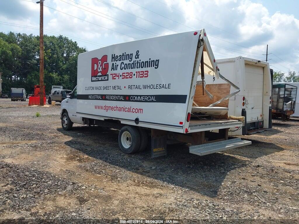 1FDWE3FN9SDD24538 2025 FORD E-350 CUTAWAY photo no. 3