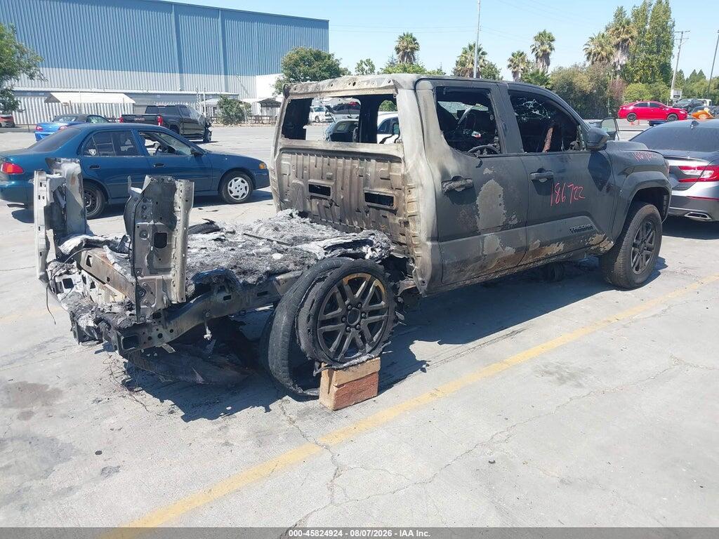 3TMLB5JN8TM237450 2026 TOYOTA TACOMA photo no. 4