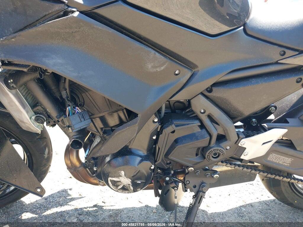 ML5EXER17TDAG8117 2026 KAWASAKI EX650 photo no. 9