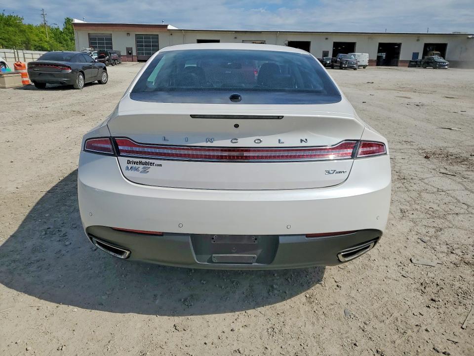 2016 LINCOLN MKZ — Фото 6 из 12