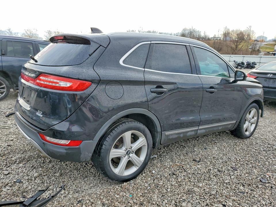 2016 LINCOLN MKC PREMIERE — Фото 3 из 14
