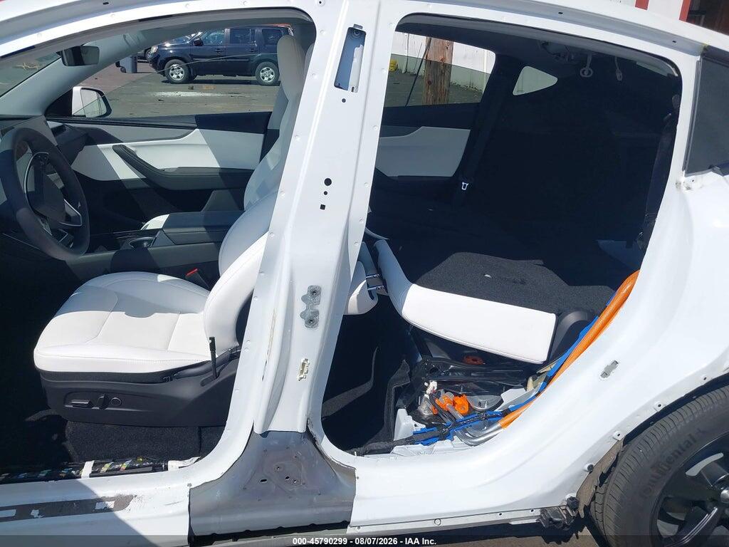 7SAYGDEE3TF431581 2026 TESLA MODEL Y photo no. 6