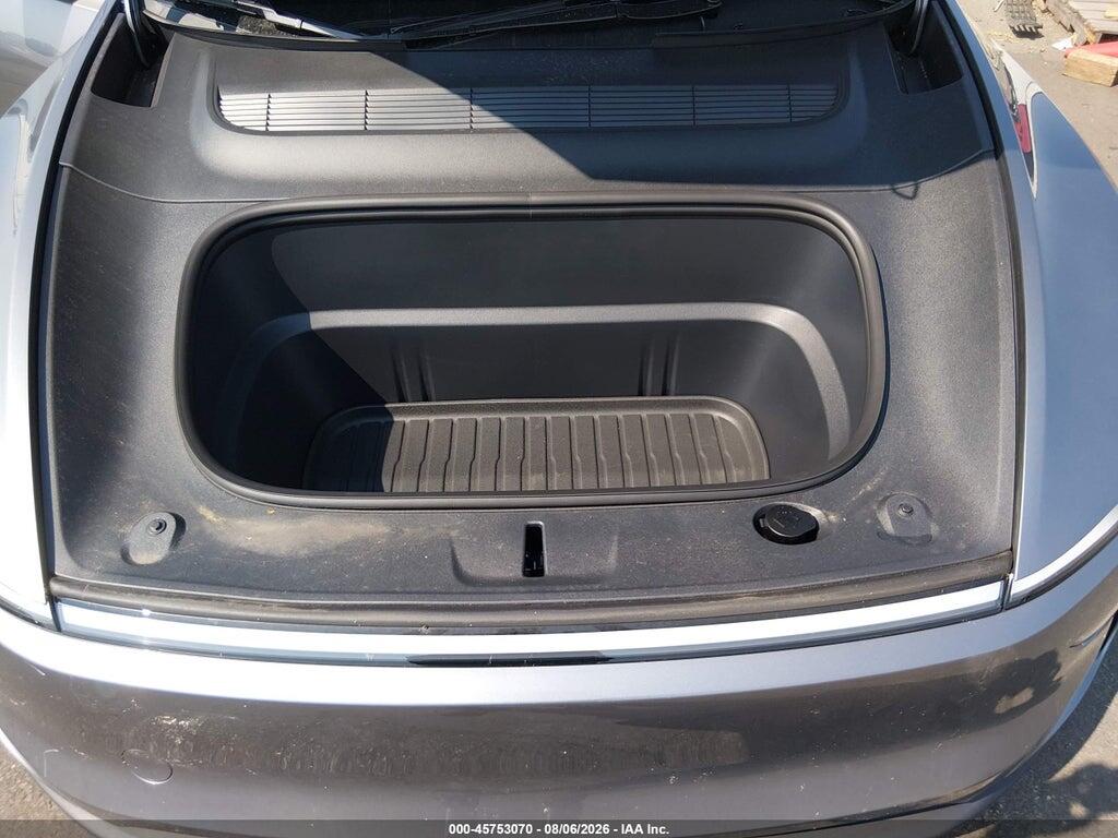 7SAYGDEE3TF520275 2026 TESLA MODEL Y photo no. 10
