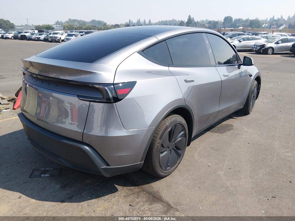 7SAYGDEE3TF520275 2026 TESLA MODEL Y photo no. 4